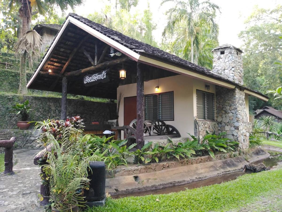 Phutarntree Resort Chiang Mai Exterior foto